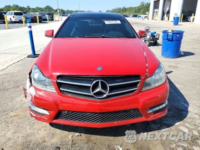 Piąte zdjęcie samochodu w środku: 2014 MERCEDES-BENZ C 250 VIN:WDDGJ4HB9EG194704 - miniatura
