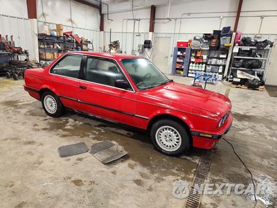 Czwarte zdjęcie samochodu z boku: 1989 BMW 325 I VIN:WBAAA1304K4142895 - miniatura