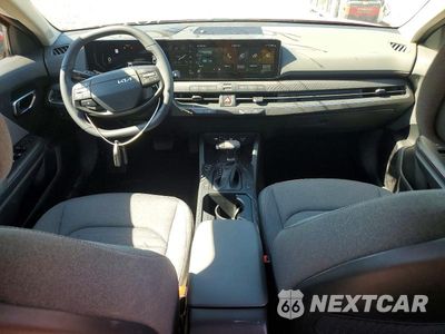 Zdjęcie 8 z 12 samochodu: 2025 KIA K4 EX VIN:3KPFU4DE4SE232137 - miniatura