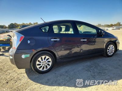 Trzecie zdjęcie samochodu z tyłu: 2014 TOYOTA PRIUS PLUG-IN HYBRID BASE VIN:JTDKN3DP1E3052715 - miniatura
