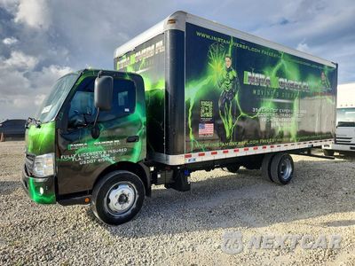 2017 HINO 195 - BOX TRUCK JHHSDM2H5HK004825 - główne zdjęcie licytacji z USA - miniatura