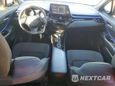 Zdjęcie 8 z 14 samochodu: 2021 TOYOTA C-HR XLE VIN:NMTKHMBX1MR119972 - miniatura