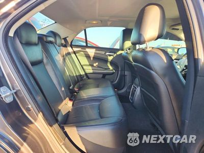 Zdjęcie 10 z 13 samochodu: 2019 CHRYSLER 300 TOURING VIN:2C3CCAAG7KH517191 - miniatura