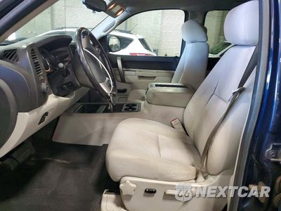 Zdjęcie 7 z 12 samochodu: 2011 CHEVROLET SILVERADO K1500 LT VIN:3GCPKSE30BG328928 - miniatura