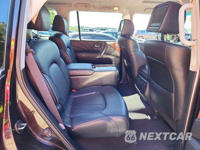 Zdjęcie 10 z 12 samochodu: 2015 INFINITI QX80 BASE VIN:JN8AZ2NF1F9572786 - miniatura