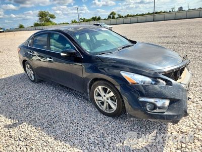 Czwarte zdjęcie samochodu z boku: 2015 NISSAN ALTIMA 2.5 SL VIN:1N4AL3AP2FN311214 - miniatura