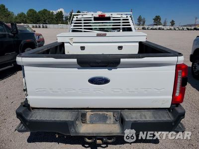 Zdjęcie 6 z 13 samochodu: 2023 FORD F350 SUPER DUTY VIN:1FT8X3BT6PEC51187 - miniatura