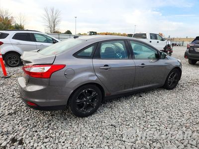 Trzecie zdjęcie samochodu z tyłu: 2014 FORD FOCUS SE VIN:1FADP3F21EL244873 - miniatura