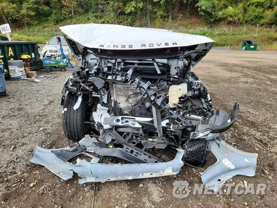 Piąte zdjęcie samochodu w środku: 2025 LAND ROVER RANGE ROVER HSE 4D S VIN:SALWR2SU5NA204489 - miniatura