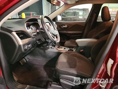 Zdjęcie 7 z 14 samochodu: 2016 JEEP CHEROKEE LATITUDE VIN:1C4PJMCS7GW194145 - miniatura