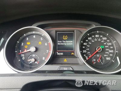 Zdjęcie 9 z 13 samochodu: 2018 VOLKSWAGEN GTI S/SE VIN:3VW447AU2JM263649 - miniatura