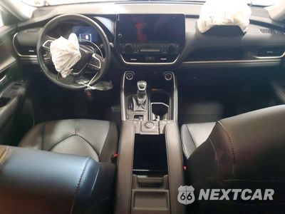 Zdjęcie 8 z 12 samochodu: 2025 TOYOTA GRAND HIGHLANDER HYBRID XLE VIN:5TDACAB56SS048936 - miniatura