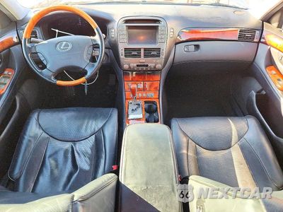 Zdjęcie 8 z 12 samochodu: 2004 LEXUS LS 430 VIN:JTHBN36F840170487 - miniatura