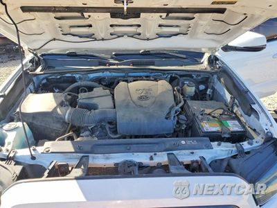Zdjęcie 11 z 12 samochodu: 2016 TOYOTA TACOMA TRD SPORT VIN:3TMCZ5AN0GM034490 - miniatura