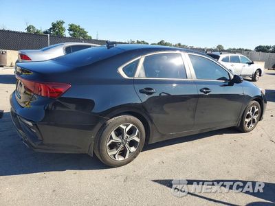 Trzecie zdjęcie samochodu z tyłu: 2019 KIA FORTE LXS VIN:3KPF24ADXKE037273 - miniatura