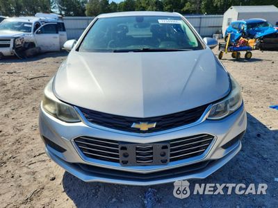 Piąte zdjęcie samochodu w środku: 2017 CHEVROLET CRUZE LS VIN:1G1BC5SM6H7180173 - miniatura