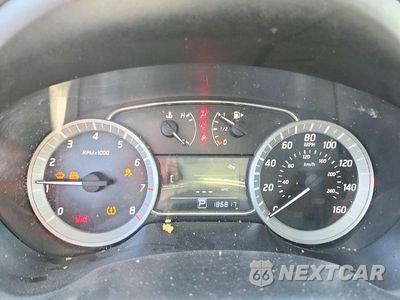 Zdjęcie 9 z 12 samochodu: 2015 NISSAN SENTRA SV VIN:3N1AB7AP0FL693346 - miniatura