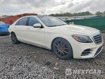 Czwarte zdjęcie samochodu z boku: 2019 MERCEDES-BENZ S 560 VIN:WDDUG8DB8KA483733 - miniatura
