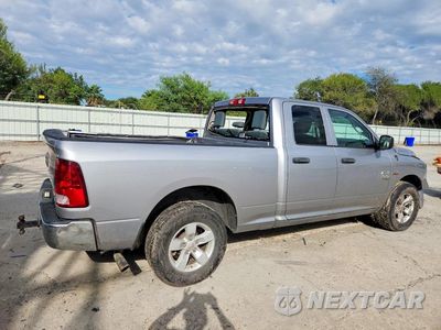 Trzecie zdjęcie samochodu z tyłu: 2019 RAM 1500 CLASSIC TRADESMAN VIN:1C6RR6FT3KS723406 - miniatura