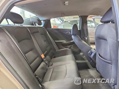 Zdjęcie 10 z 12 samochodu: 2023 CHEVROLET MALIBU LT VIN:1G1ZD5ST9PF210550 - miniatura