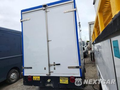 Trzecie zdjęcie samochodu z tyłu: 2023 FORD E350 REFRIGERATED BOX TRUCK VIN:1FDWE3FK0PDD26384 - miniatura