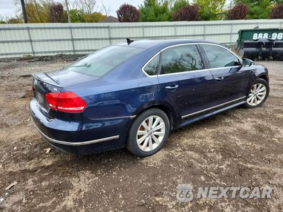 Trzecie zdjęcie samochodu z tyłu: 2012 VOLKSWAGEN PASSAT SEL VIN:1VWCP7A31CC094206 - miniatura
