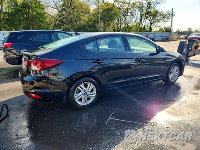 Trzecie zdjęcie samochodu z tyłu: 2020 HYUNDAI ELANTRA SEL VIN:5NPD84LF7LH595826 - miniatura