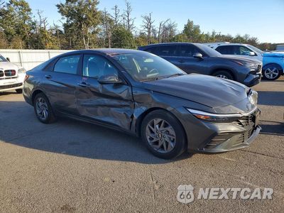 Czwarte zdjęcie samochodu z boku: 2024 HYUNDAI ELANTRA SEL VIN:KMHLM4DG0RU713644 - miniatura