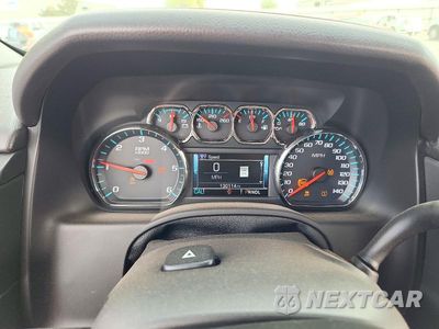 Zdjęcie 9 z 14 samochodu: 2017 CHEVROLET SUBURBAN C1500 PREMIER VIN:1GNSCJKC7HR156077 - miniatura