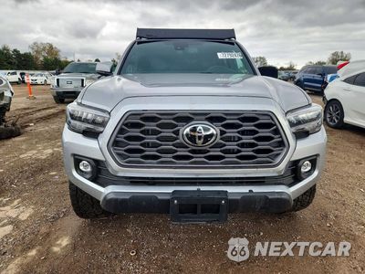 Piąte zdjęcie samochodu w środku: 2023 TOYOTA TACOMA TRD OFF-ROAD VIN:3TMCZ5AN7PM598993 - miniatura
