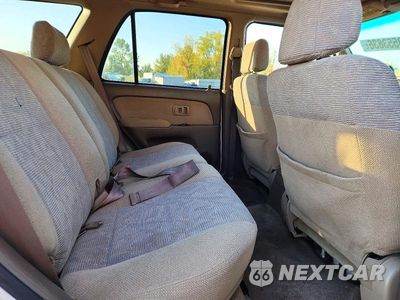 Zdjęcie 10 z 12 samochodu: 2000 TOYOTA 4RUNNER SR5 VIN:JT3GN86R9Y0149494 - miniatura
