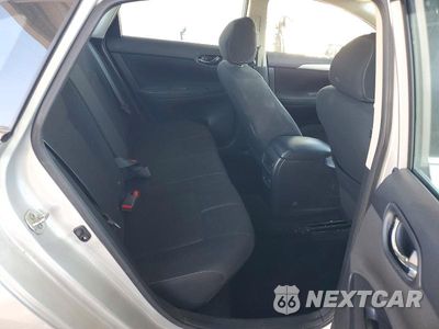 Zdjęcie 10 z 12 samochodu: 2018 NISSAN SENTRA S VIN:3N1AB7AP5JY343352 - miniatura