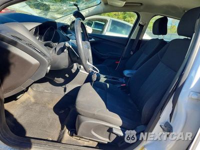 Zdjęcie 7 z 12 samochodu: 2017 FORD FOCUS SE VIN:1FADP3K26HL323983 - miniatura