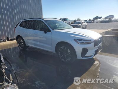 Czwarte zdjęcie samochodu z boku: 2026 VOLVO XC60 PLUS VIN:YV4M12RC0T1454445 - miniatura