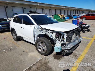 Czwarte zdjęcie samochodu z boku: 2024 TOYOTA RAV4 LE VIN:4T3MWRFV7RU128350 - miniatura