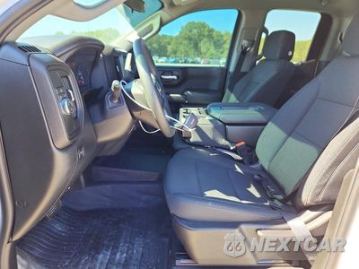 Zdjęcie 7 z 12 samochodu: 2026 GMC SIERRA C1500 VIN:1GTRHAED0TZ297918 - miniatura
