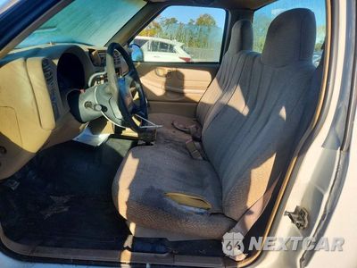Zdjęcie 7 z 12 samochodu: 1998 GMC SONOMA VIN:1GTCS14X1WK503800 - miniatura