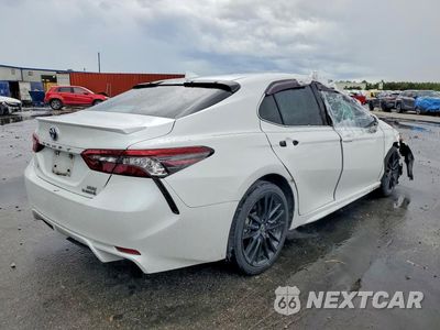 Trzecie zdjęcie samochodu z tyłu: 2022 TOYOTA CAMRY XSE VIN:4T1K31AK4NU585621 - miniatura