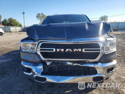 Piąte zdjęcie samochodu w środku: 2019 RAM 1500 BIG HORN/LONE STAR VIN:1C6RRFFG9KN647482 - miniatura