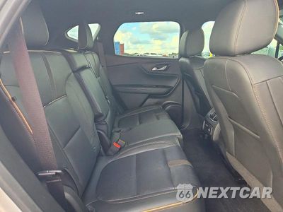 Zdjęcie 11 z 13 samochodu: 2020 CHEVROLET BLAZER PREMIER VIN:3GNKBFRS4LS552129 - miniatura
