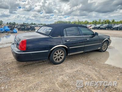 Trzecie zdjęcie samochodu z tyłu: 2006 LINCOLN TOWN CAR SIGNATURE LIMITED VIN:1LNHM82V06Y625292 - miniatura