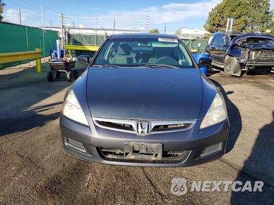 Piąte zdjęcie samochodu w środku: 2007 HONDA ACCORD SE VIN:1HGCM66427A064304 - miniatura