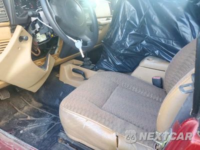 Zdjęcie 7 z 13 samochodu: 1998 JEEP WRANGLER / TJ SE VIN:1J4FY29P2WP767292 - miniatura