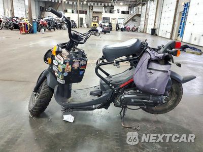 Trzecie zdjęcie samochodu z tyłu: 2019 HONDA NPS50 VIN:JH2AF5814KK703368 - miniatura