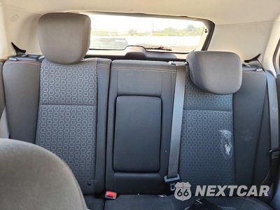 Zdjęcie 10 z 13 samochodu: 2020 CHEVROLET TRAX LS VIN:3GNCJKSB7LL162338 - miniatura