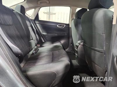 Zdjęcie 10 z 12 samochodu: 2019 NISSAN SENTRA SV VIN:3N1AB7AP4KY436008 - miniatura