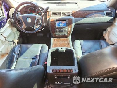 Zdjęcie 8 z 13 samochodu: 2010 GMC YUKON XL DENALI VIN:1GKUKMEFXAR224491 - miniatura