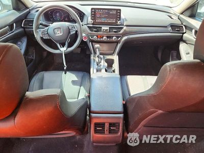 Zdjęcie 8 z 12 samochodu: 2018 HONDA ACCORD VIN:1HGCV1F42JA198124 - miniatura