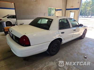 Trzecie zdjęcie samochodu z tyłu: 2009 FORD CROWN VICTORIA POLICE INTERCEPTOR VIN:2FAHP71V69X123730 - miniatura