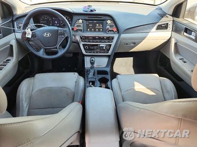 Zdjęcie 8 z 12 samochodu: 2017 HYUNDAI SONATA SPORT VIN:5NPE34AF5HH571800 - miniatura